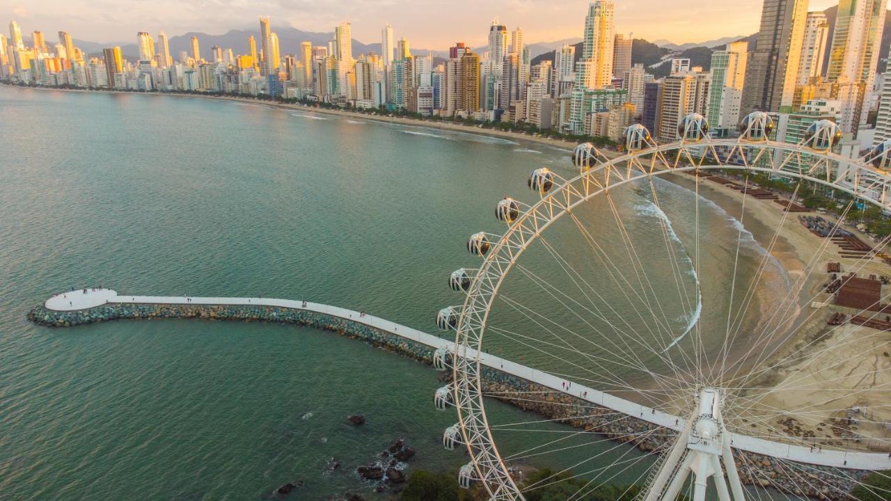 Estaleiro Com Charme - Ar, Churras E Pet Friendly Balneário Camboriú Exteriör bild